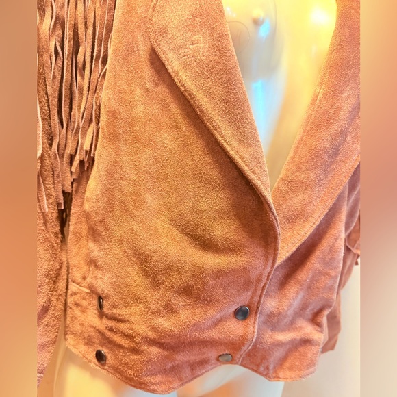 Vintage Yearbook 1991  suede fringe jacket - Picture 11 of 16